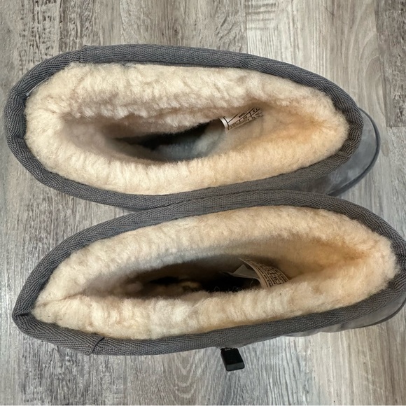 UGG Gray Winter Boots - Picture 8 of 10